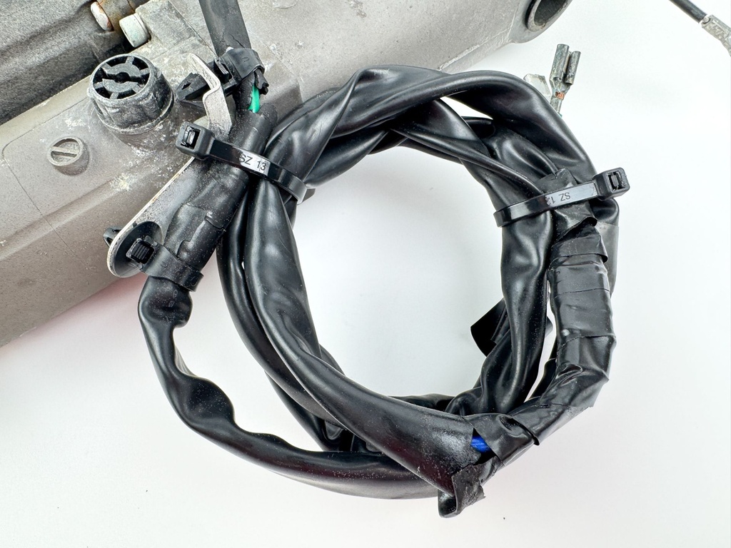 Honda BF60 60HP 4 Stroke Outboard Trim Tilt Unit Assembly 56000-ZZ3-033