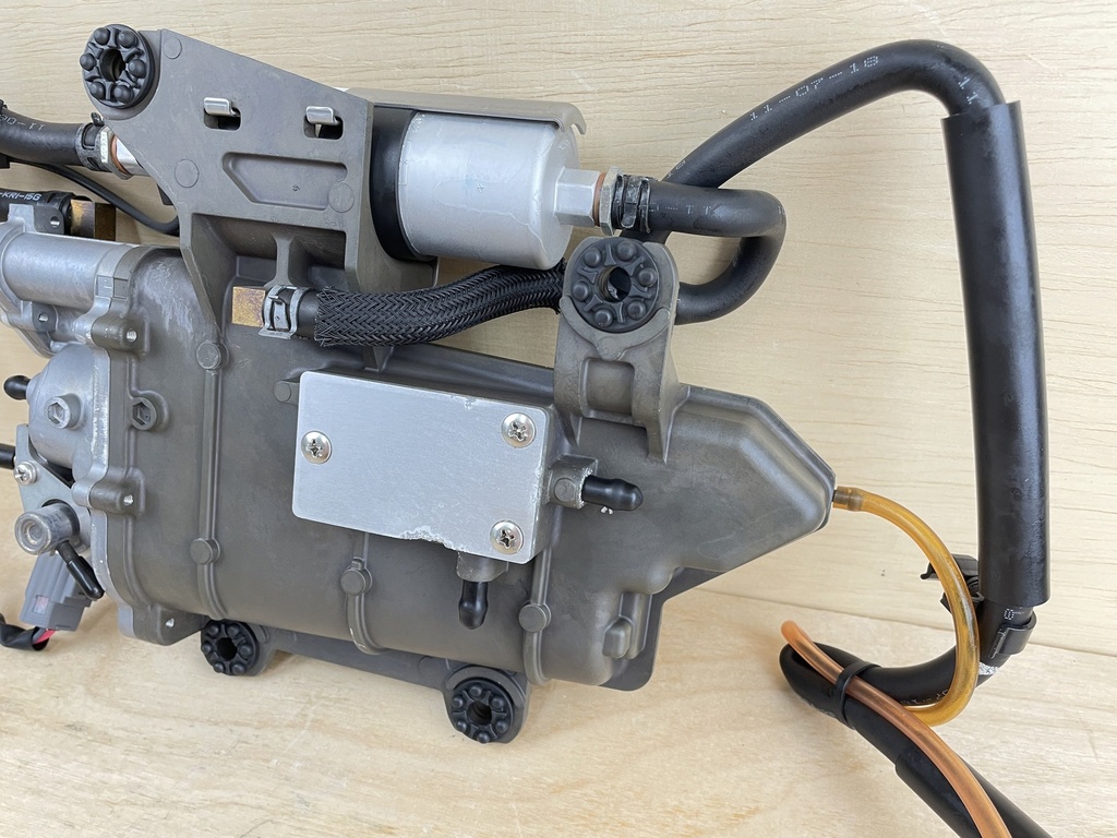 2012 Yamaha 200HP 3.3L 4 Stroke Float Chamber Assembly VST 99999-04456-00