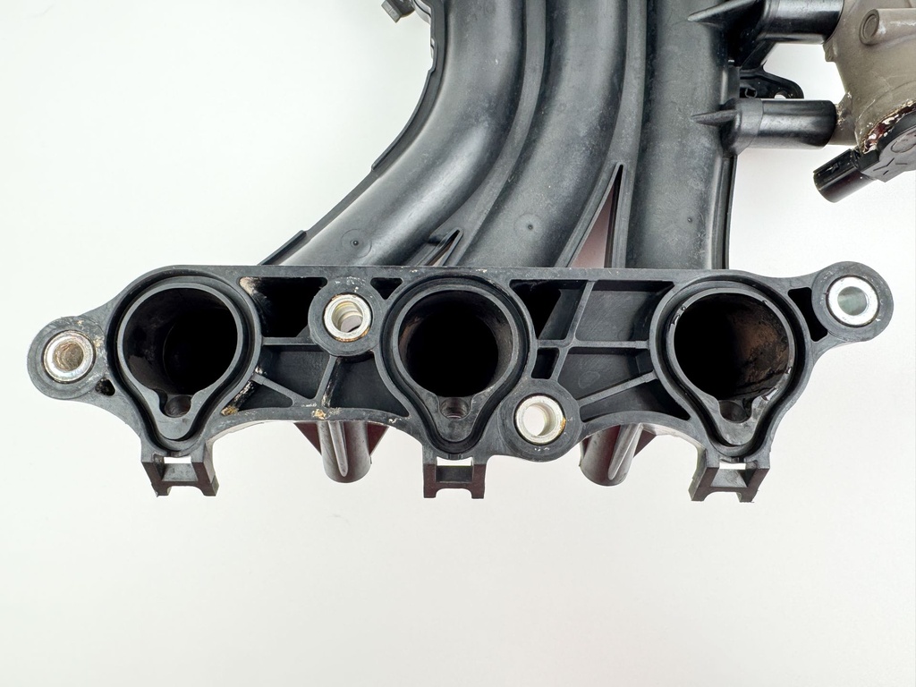 2010 Honda 60 HP 4 Stroke Outboard Intake Manifold 17110-ZZ3-003 OEM