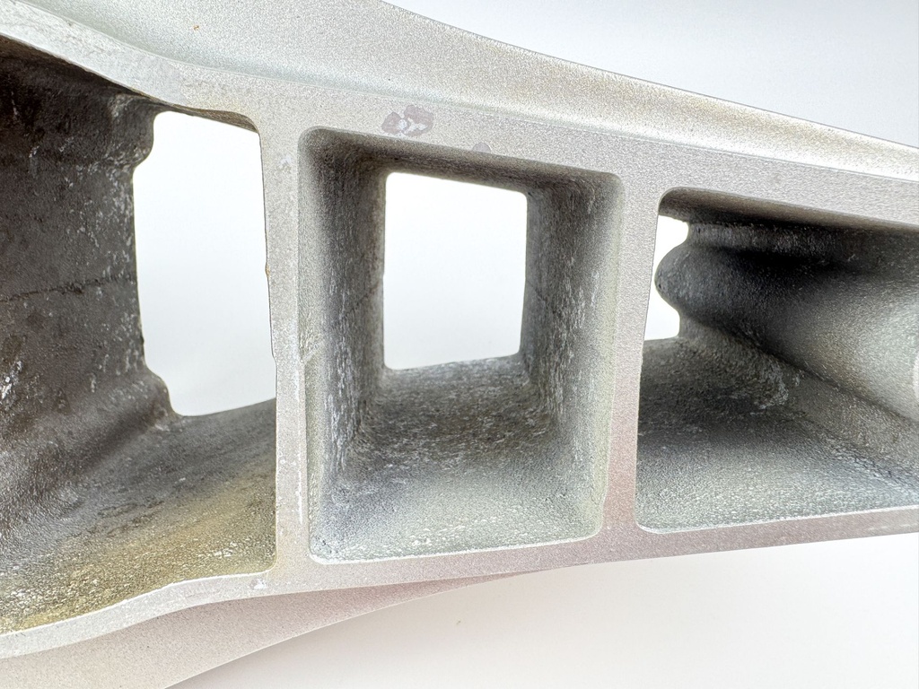 2010 Honda 60 HP 4 Stroke Outboard Midsection Extension / Spacer 40202-ZY9-610ZC OEM