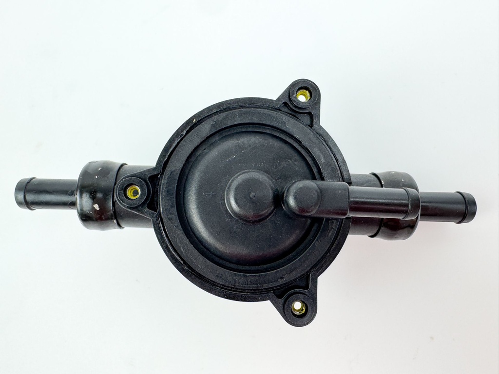 2015 Evinrude 225 HP 2 Stroke Outboard Fuel Lift Pump 5007312 OEM