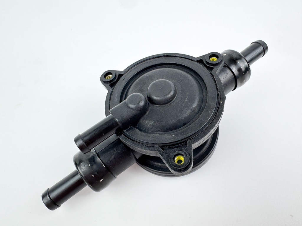 2015 Evinrude 225 HP 2 Stroke Outboard Fuel Lift Pump 5007312 OEM