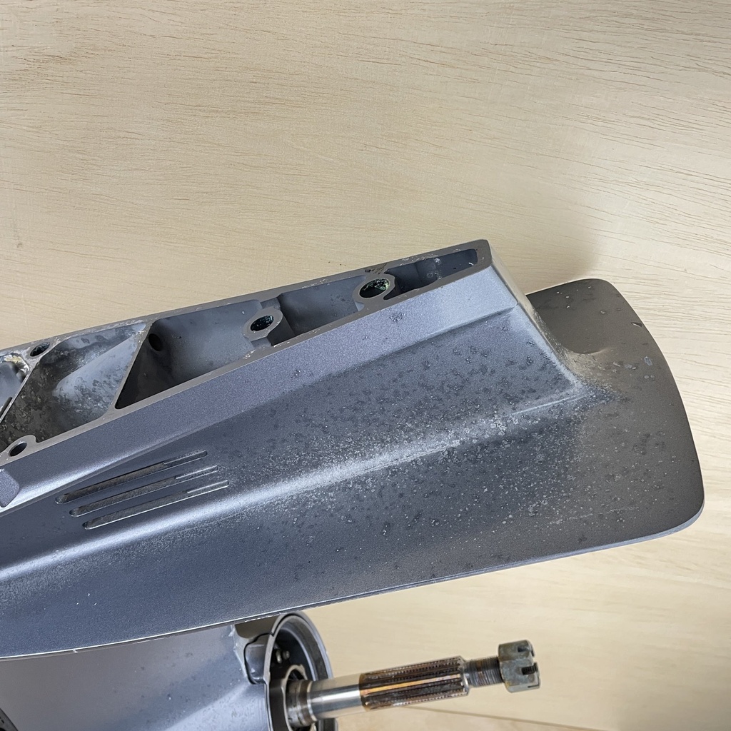 2012 Yamaha 200HP 3.3L Outboard 25" Lower Unit Gearcase RH 69J-45300-20-8D