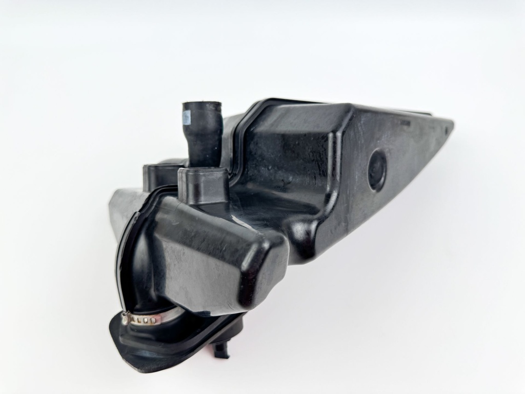 2015 Evinrude 225 HP 2 Stroke Outboard Muffler 5005699 OEM