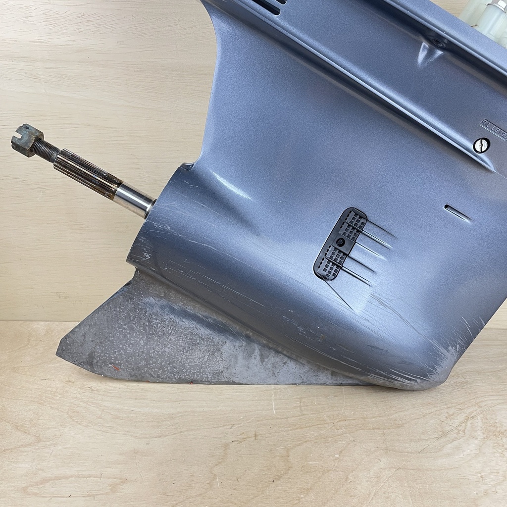 2012 Yamaha 200HP 3.3L Outboard 25" Lower Unit Gearcase RH 69J-45300-20-8D