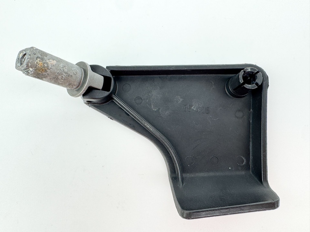 2015 Evinrude 225 HP 2 Stroke Outboard Port Latch Handle 5005707 OEM