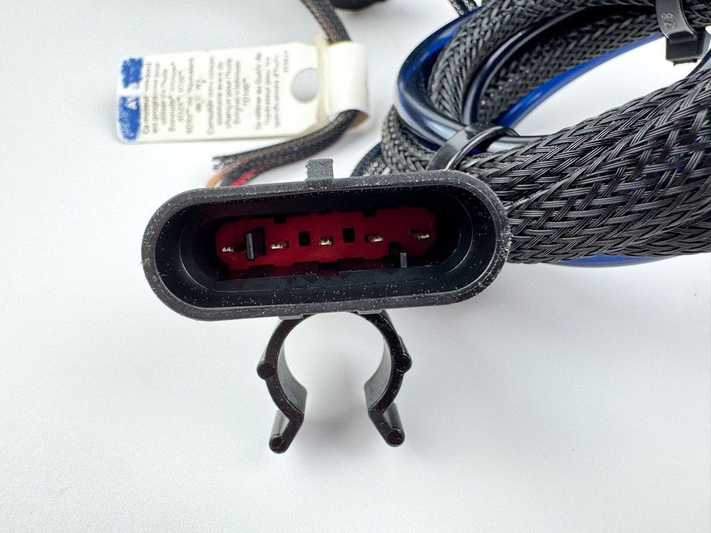 2015 Evinrude 225 HP 2 Stroke Outboard Oil Pump 5007849 OEM