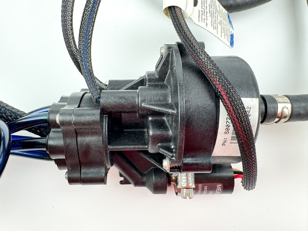 2015 Evinrude 225 HP 2 Stroke Outboard Oil Pump 5007849 OEM