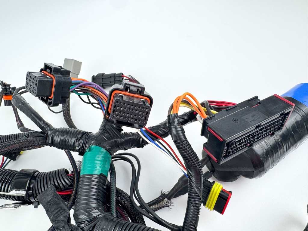 2015 Evinrude 225 HP 2 Stroke Outboard Engine Wire Harness 0587041 OEM