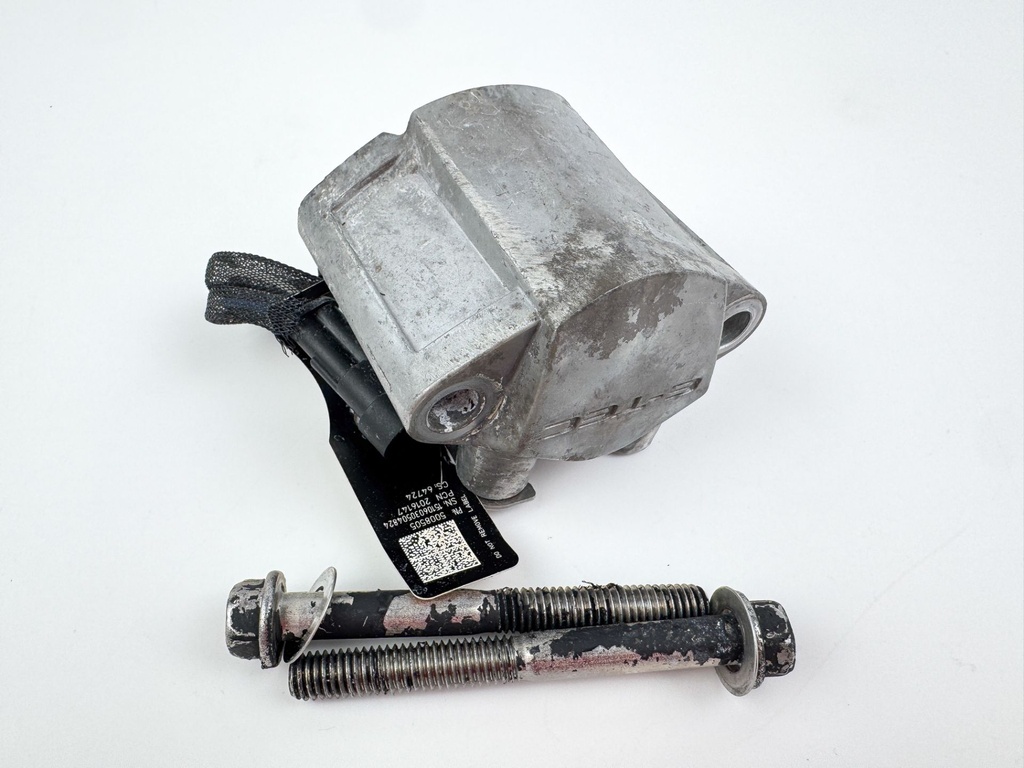 2015 Evinrude 225 HP 2 Stroke Outboard Starboard Side Fuel Injector 5007765 OEM