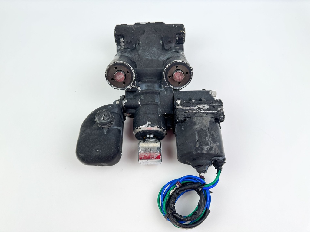 2015 Evinrude 225 HP 2 Stroke Outboard Power Trim Tilt Unit 5007662 OEM