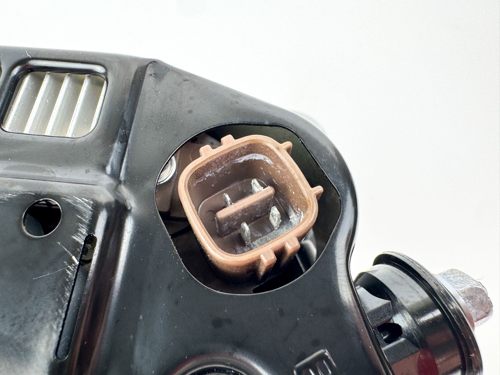 2007 Honda 200 HP 4 Stroke Outboard Alternator 31630-ZY3-013 OEM