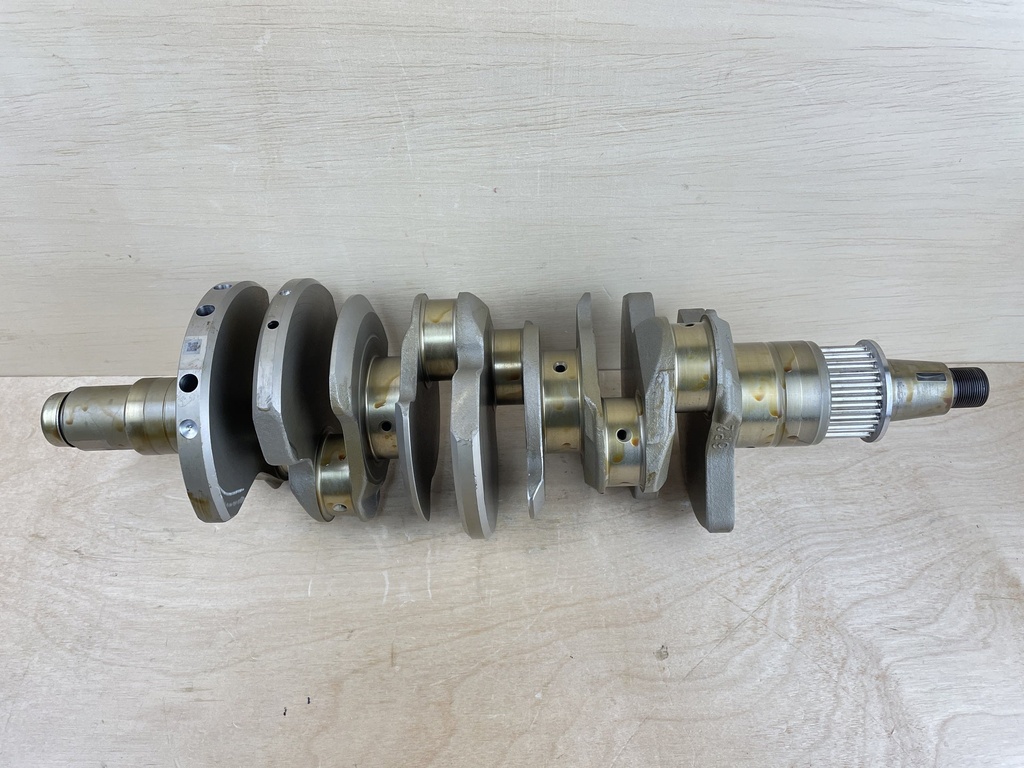 2015 Yamaha 250HP 4 Stroke Outboard Crankshaft Assembly 6P2-11410-10-00