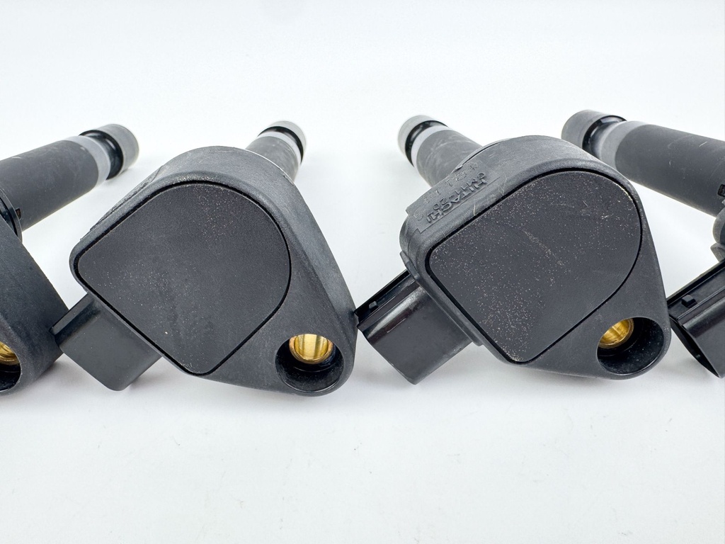 2007 Honda 200 HP 4 Stroke Outboard Ignition Coil Set 30520-ZY3-003 OEM