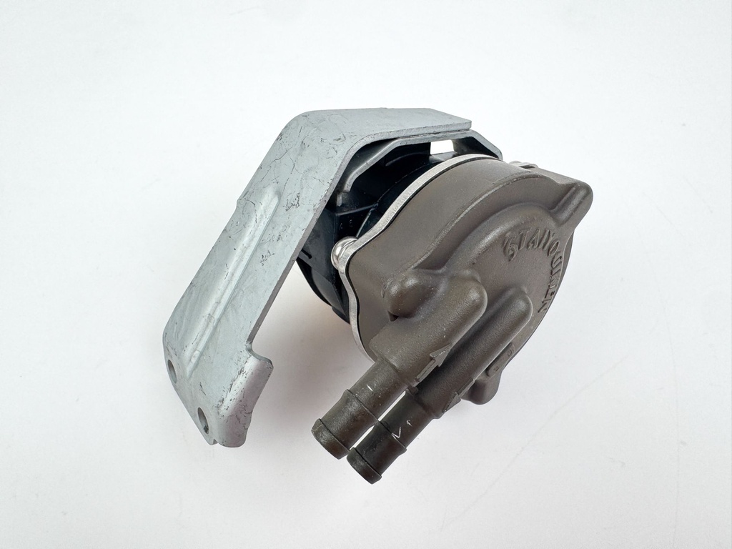 2007 Honda 200 HP 4 Stroke Outboard Water Separator & Fuel Filter 16800-ZY3-003 OEM