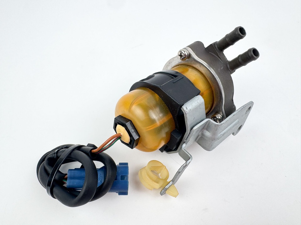 2007 Honda 200 HP 4 Stroke Outboard Water Separator & Fuel Filter 16800-ZY3-003 OEM