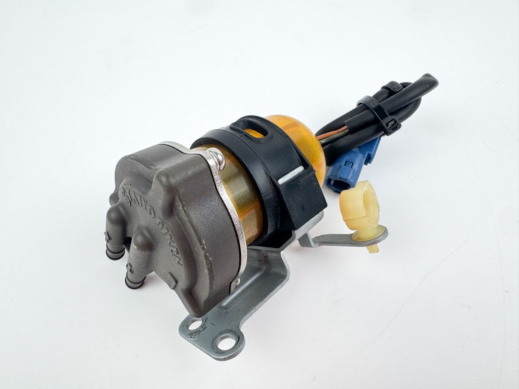 2007 Honda 200 HP 4 Stroke Outboard Water Separator & Fuel Filter 16800-ZY3-003 OEM