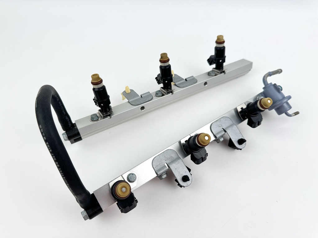 2007 Honda 200 HP 4 Stroke Outboard Fuel Injector Set W/ Rail 16450-ZY6-003 OEM