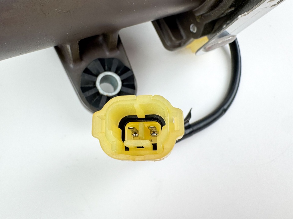 2007 Honda 200 HP 4 Stroke Outboard Vapor Separator Tank VST 16730-ZY3-A04 OEM