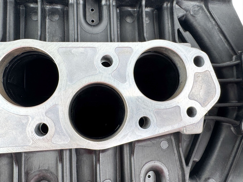 2007 Honda 200 HP 4 Stroke Outboard Intake Manifold 17110-ZY3-003 OEM