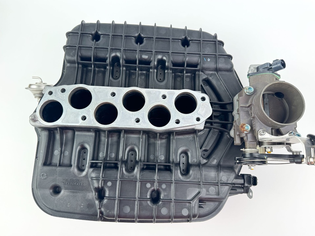 2007 Honda 200 HP 4 Stroke Outboard Intake Manifold 17110-ZY3-003 OEM