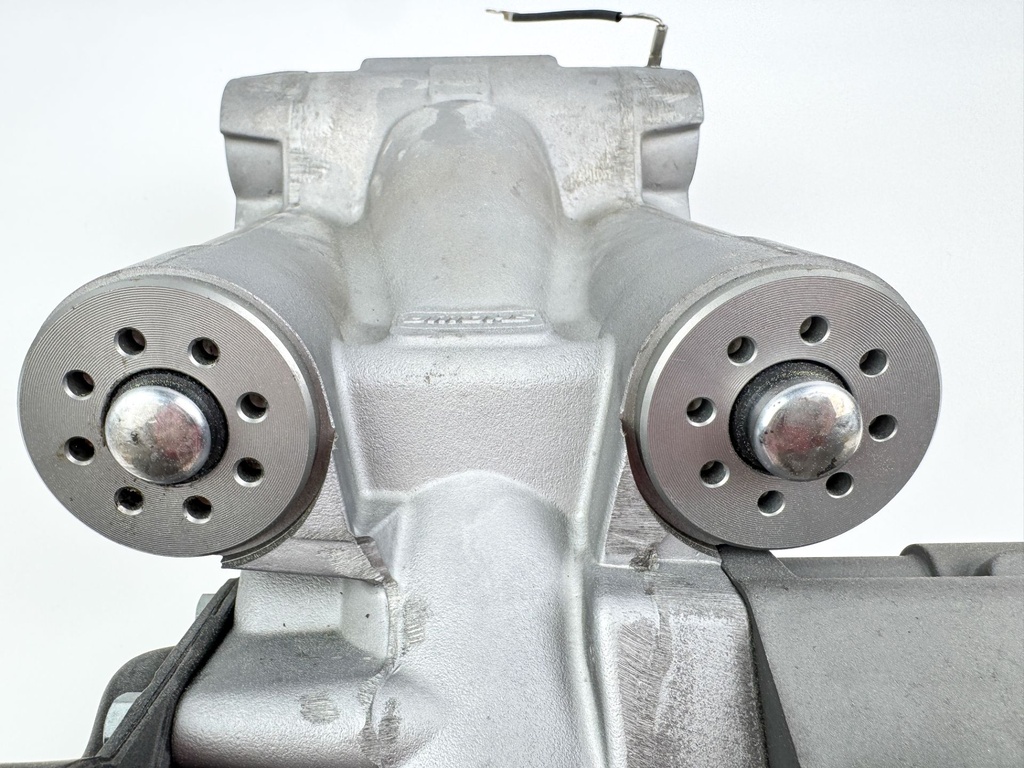 2002 + Honda 90 115 130 135 150 200 225 HP Outboard Power Trim Tilt Unit