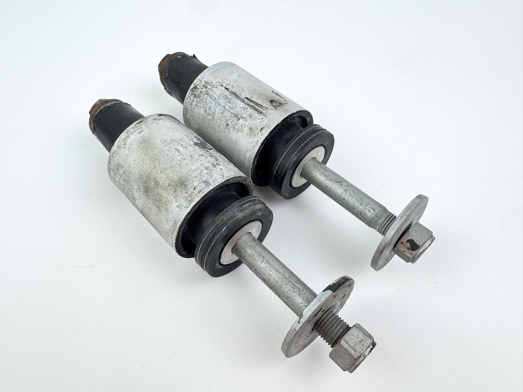 2007 Suzuki 250 HP 4 Stroke Outboard Lower Side Motor Mount Damper 54160-93J01 OEM