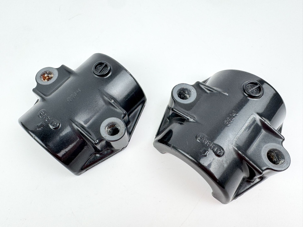 2007 Suzuki 250 HP 4 Stroke Outboard Lower Side Motor Mount Damper 54160-93J01 OEM