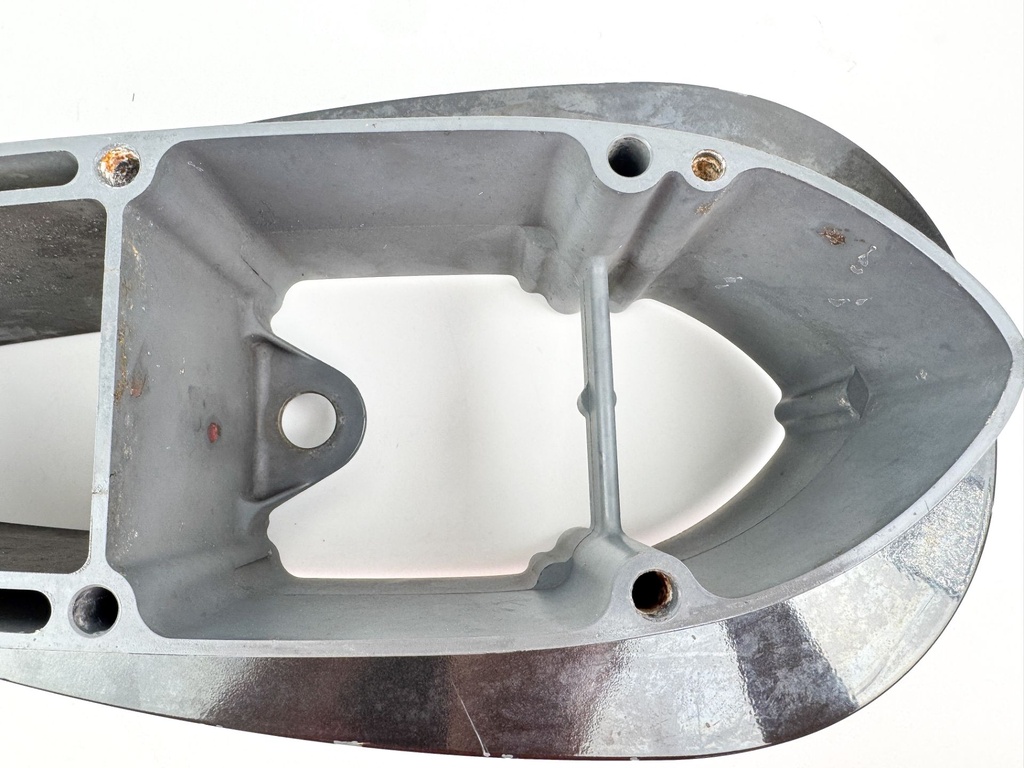 2007 Suzuki 250 HP 4 Stroke Outboard Midsection Extension / Spacer 52131-93J00-0EP OEM