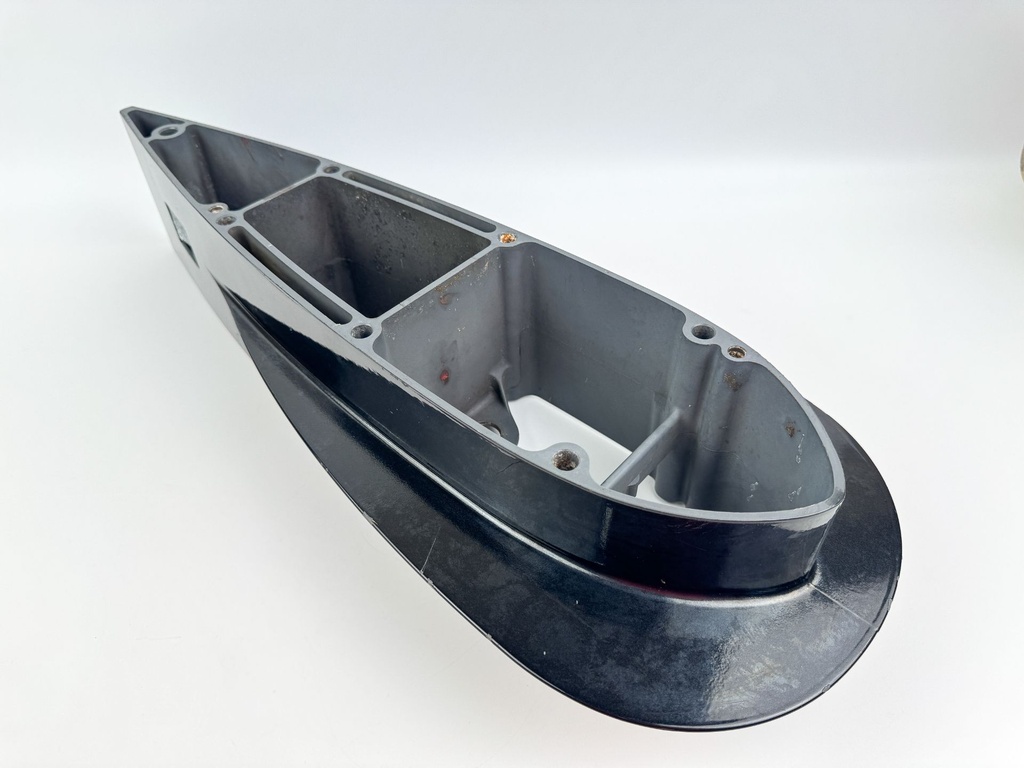 2007 Suzuki 250 HP 4 Stroke Outboard Midsection Extension / Spacer 52131-93J00-0EP OEM