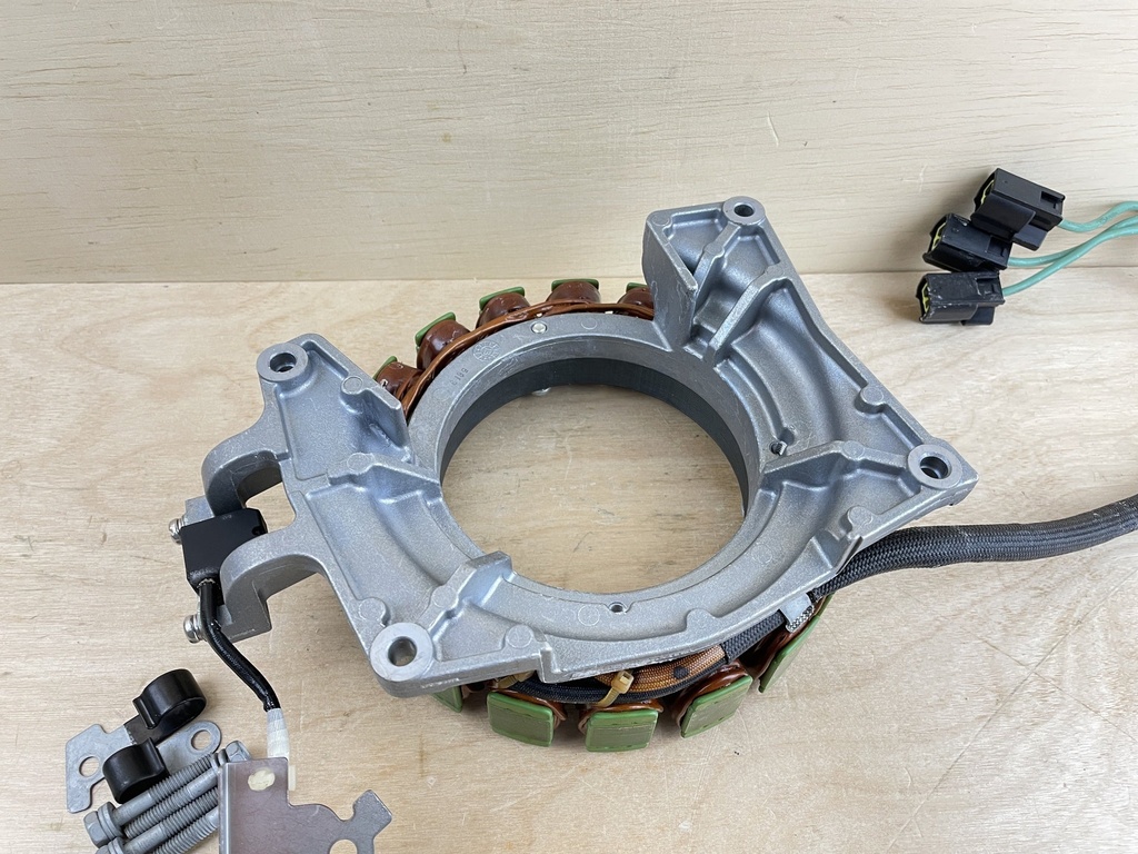 2015 Yamaha 250HP 4 Stroke Outboard Stator Pulser Base Assembly 6P2-81460-00-00