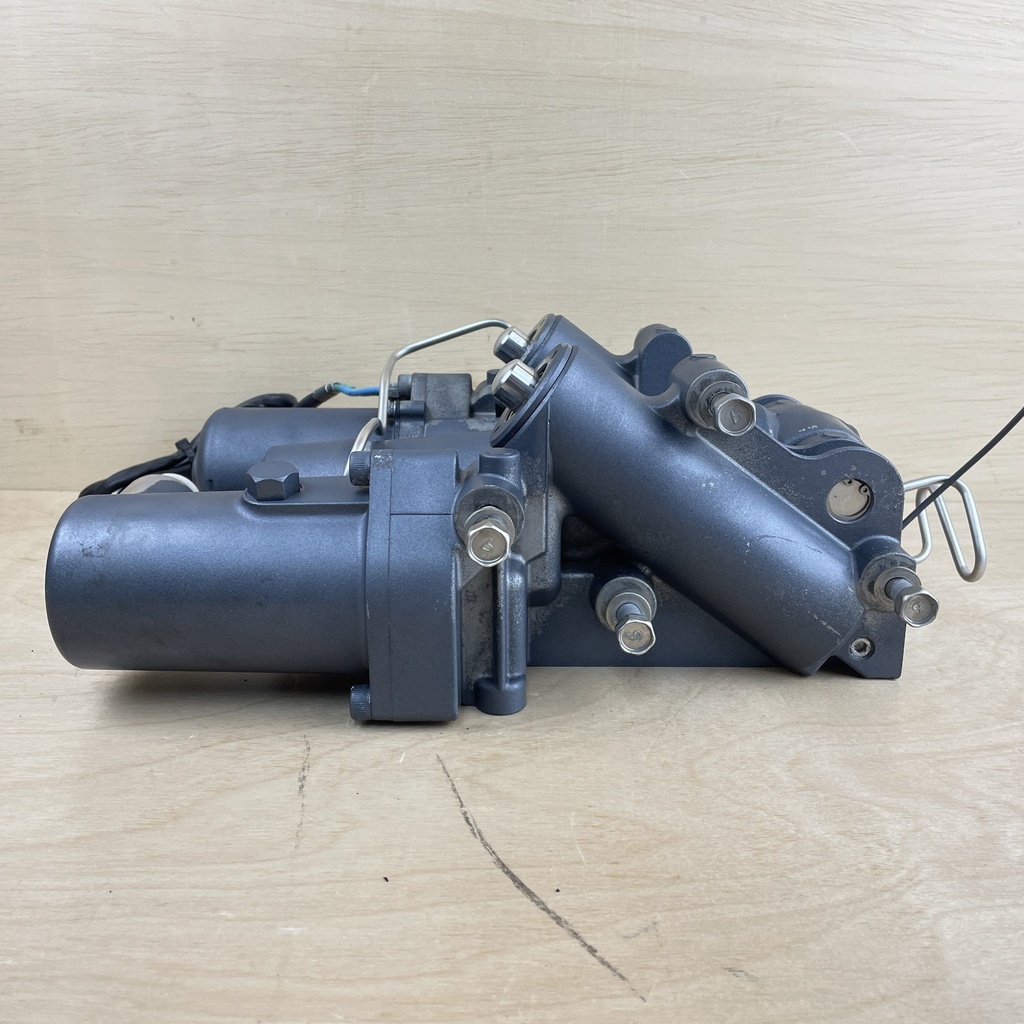 2015 Yamaha 250HP 4 Stroke Outboard Power Trim & Tilt Assembly 69J-43800-07-8D