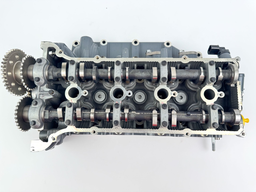 2007 Suzuki 115 HP 4 Stroke Outboard Cylinder Head OEM