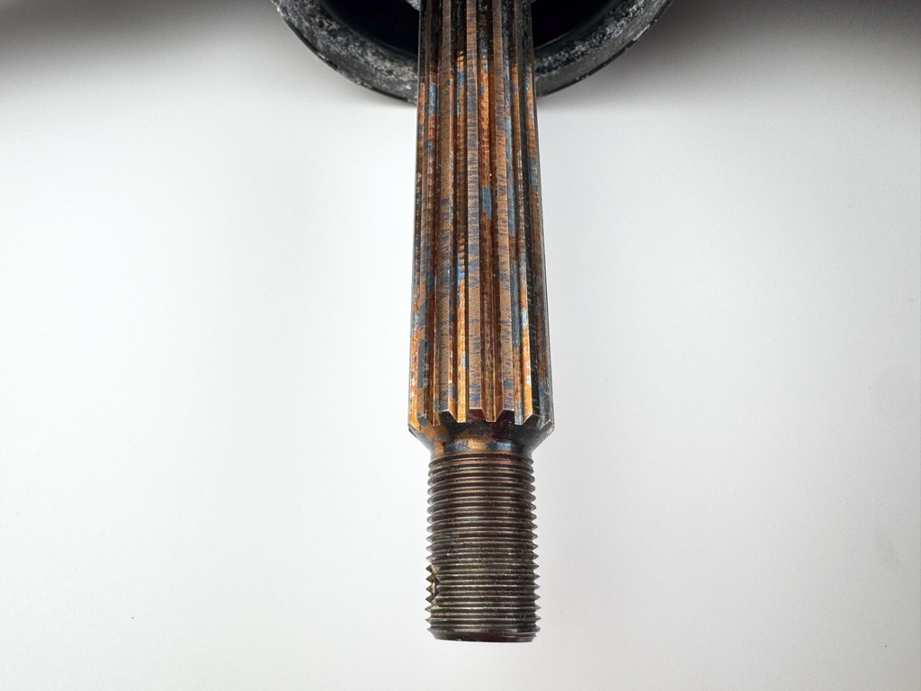 2009+ Suzuki 90HP 4 Stroke Outboard 20" Lower Unit Gear Case 55020-87LV0-YAY OEM