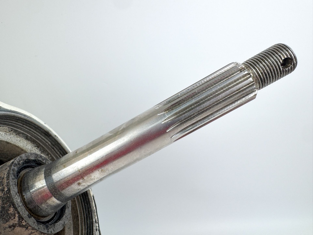 2015 Evinrude 225 HP 2 Stroke Outboard 25" XL M2 Lower Unit Gear Case 5009259