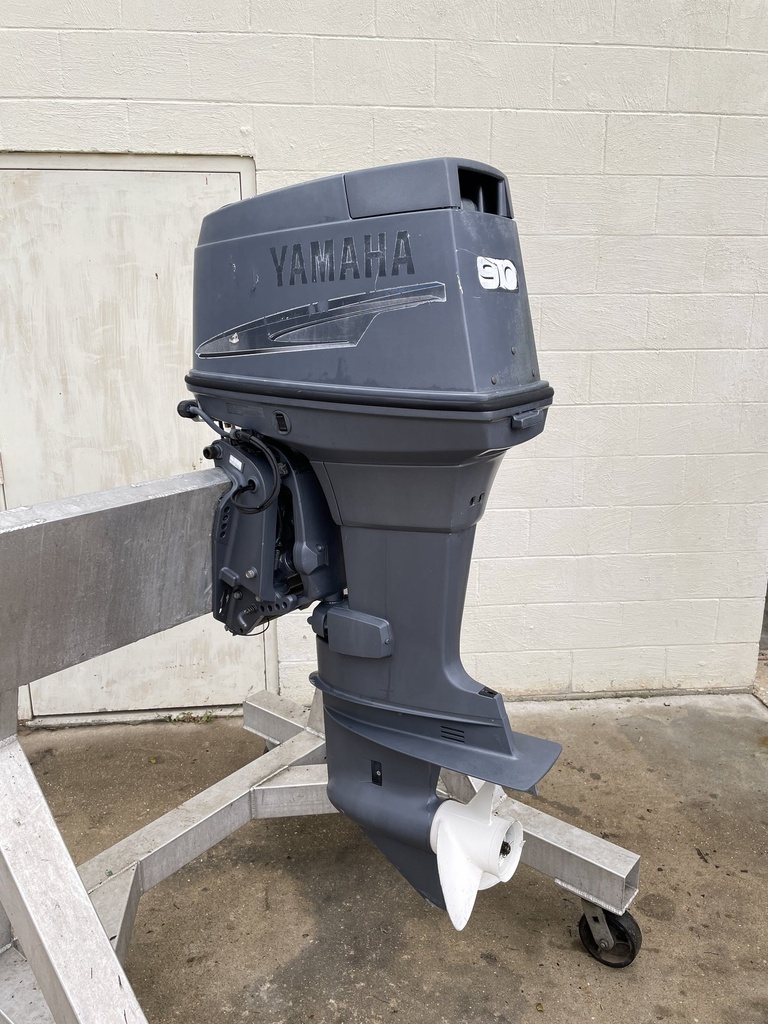 2003 Yamaha 90HP 2 Stroke 20" Shaft Outboard Engine