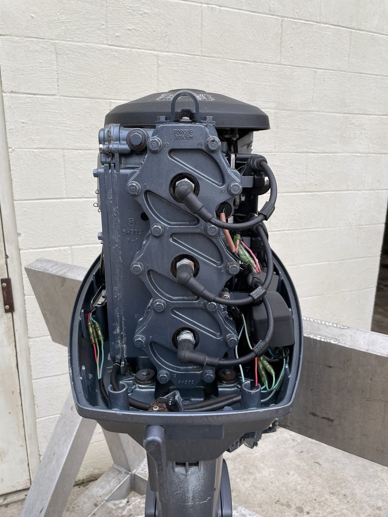 Yamaha 70HP 20" Outboard Engine 2 Stroke Carbureted Good Condition