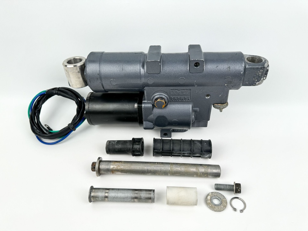 2011 Yamaha 70 HP 4 Stroke Outboard Power Trim Tilt Unit 6CJ-43800-00-8D OEM