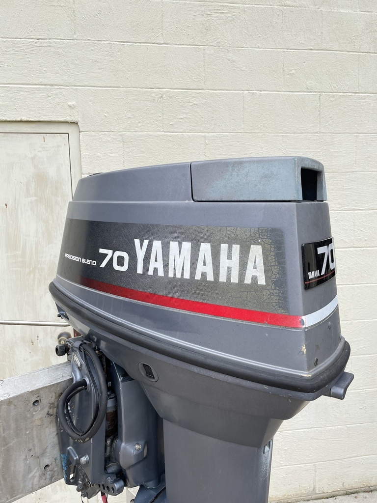 Yamaha 70HP 20" Outboard Engine 2 Stroke Carbureted Good Condition