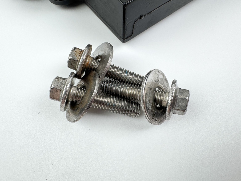 2003 Mercury 135 HP 2 Stroke Outboard Engine Control Unit ECU ECM 85961055S OEM