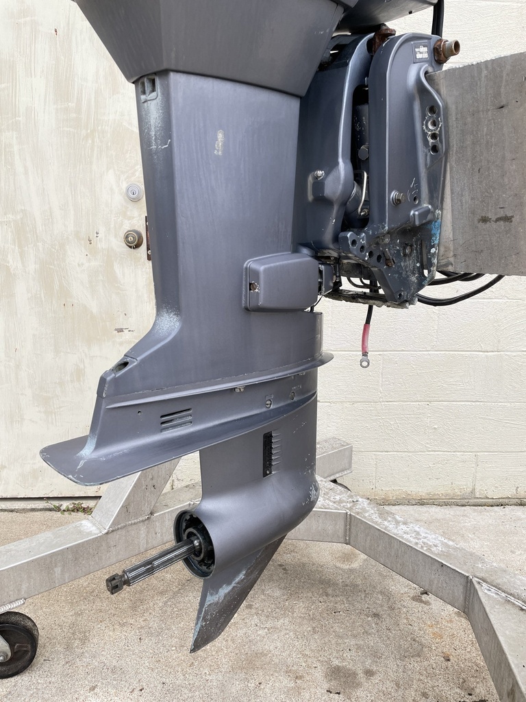 Yamaha 70HP 20" Outboard Engine 2 Stroke Carbureted Good Condition