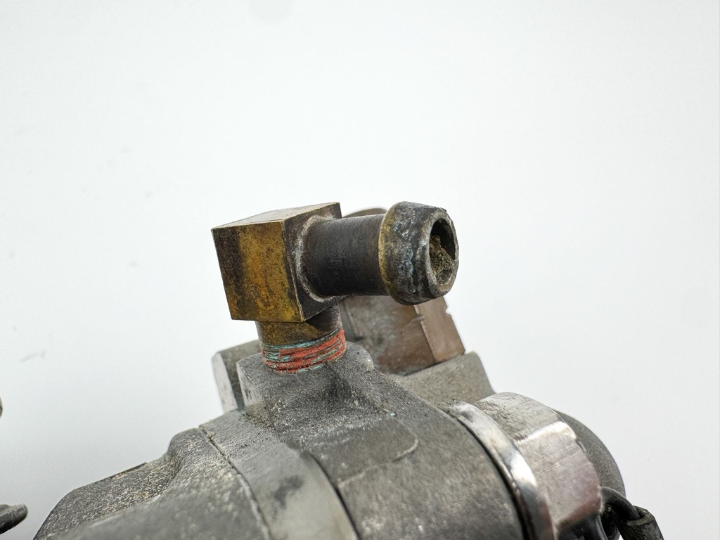 2003 Mercury 135 HP 2 Stroke Outboard Air Compressor Assembly 831998A21 OEM