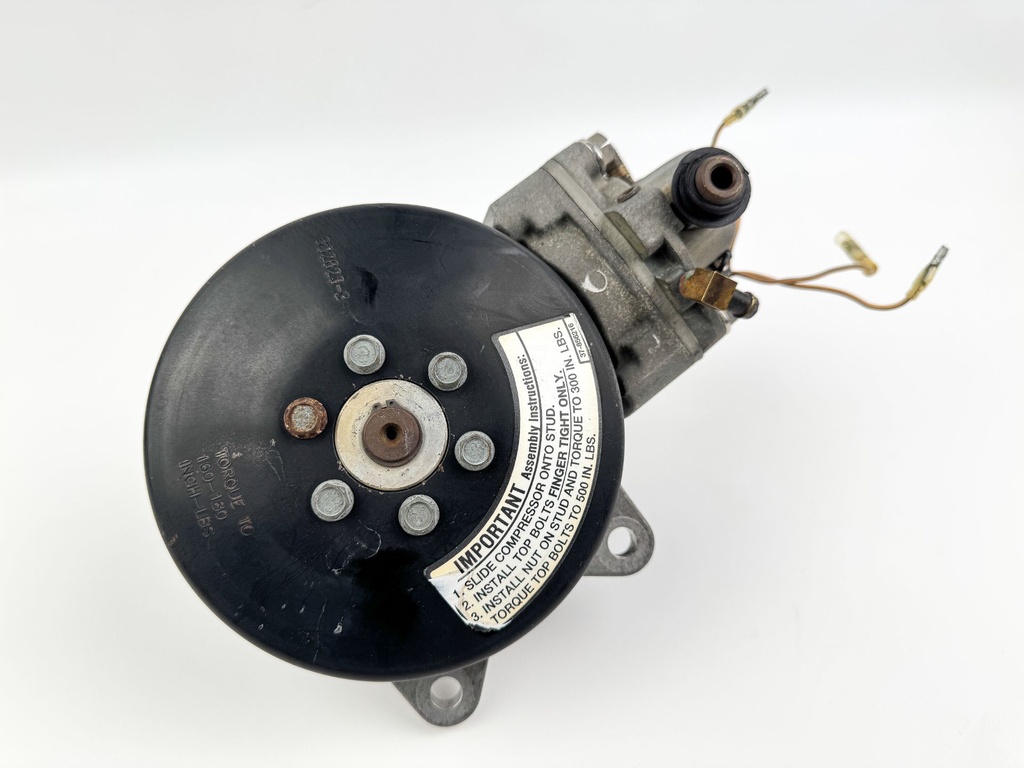 2003 Mercury 135 HP 2 Stroke Outboard Air Compressor Assembly 831998A21 OEM