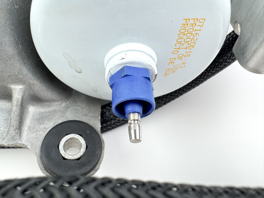 2003 Mercury 135 HP 2 Stroke Outboard Vapor Separator Tank VST 855427A1 OEM