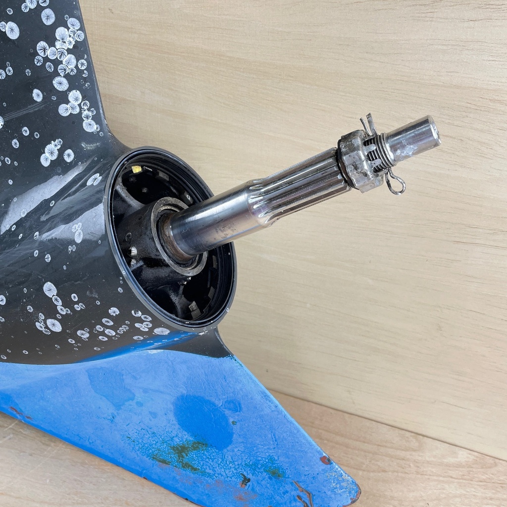 Evinrude G2 250H.O. Lower Unit Standard Rotation Gearcase