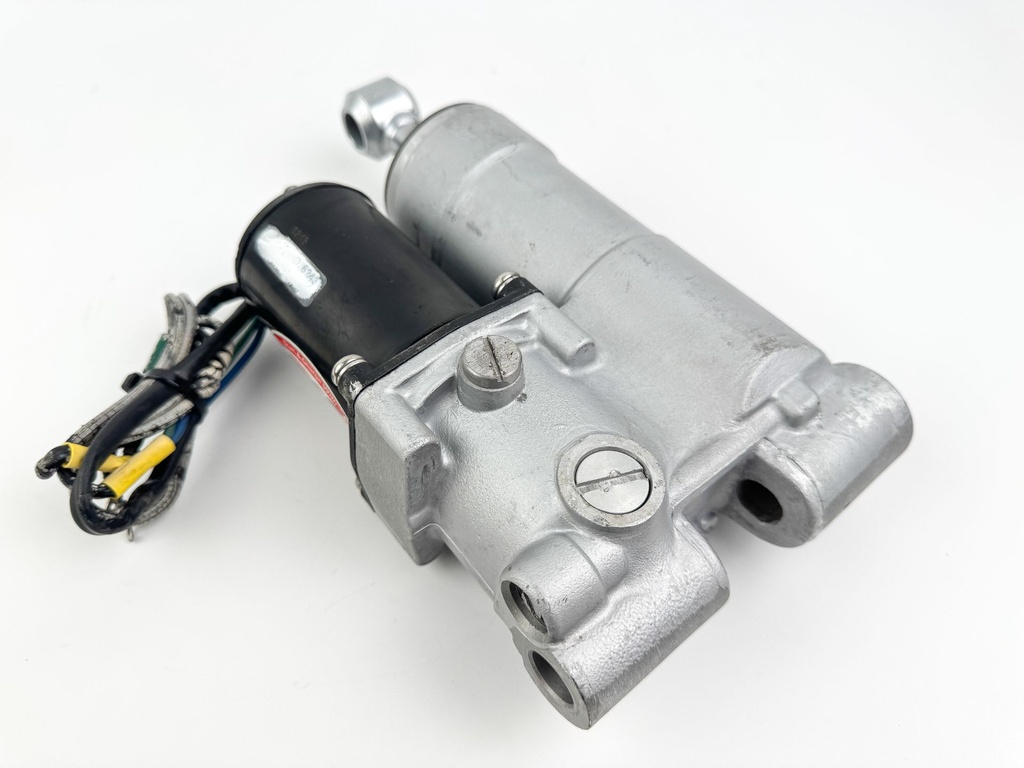Johnson Evinrude 40 48 50 HP Power Trim & Tilt Unit 0438135 0435903