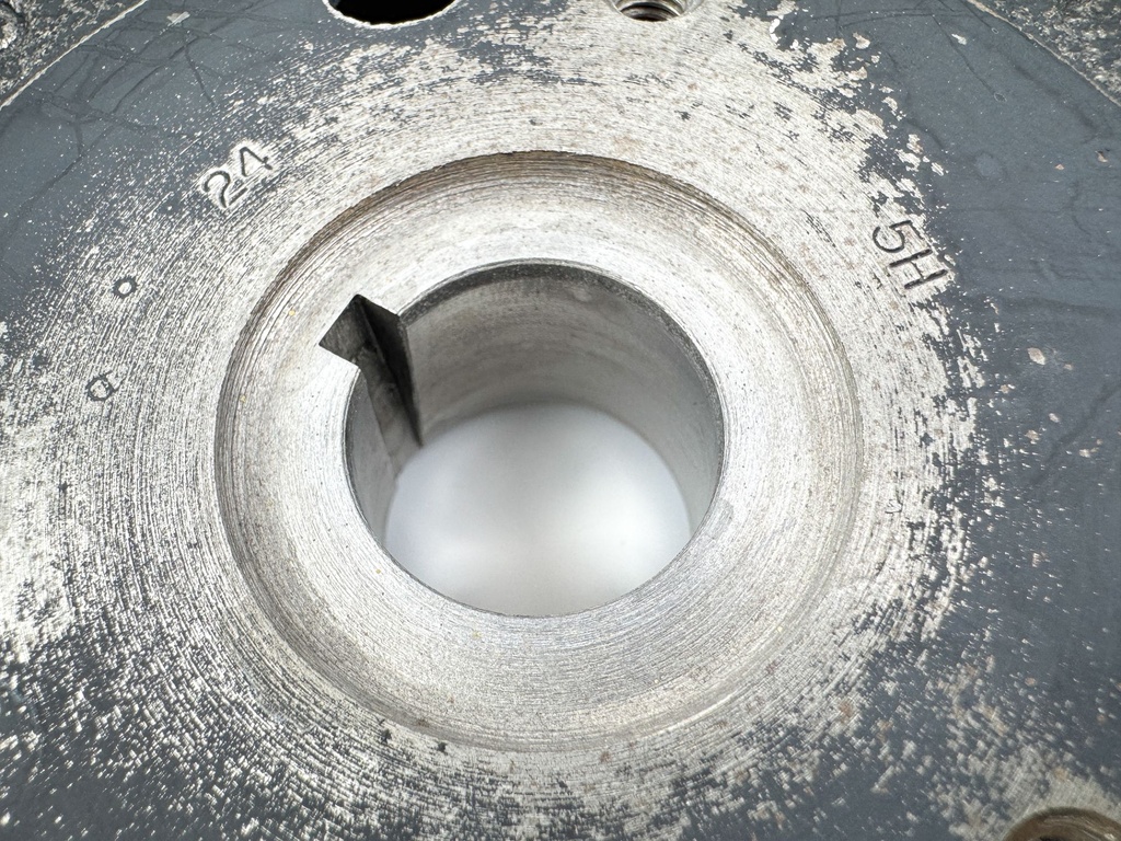 2006 Suzuki 25 HP 4 Stroke Outboard Flywheel 32102-89J00 OEM