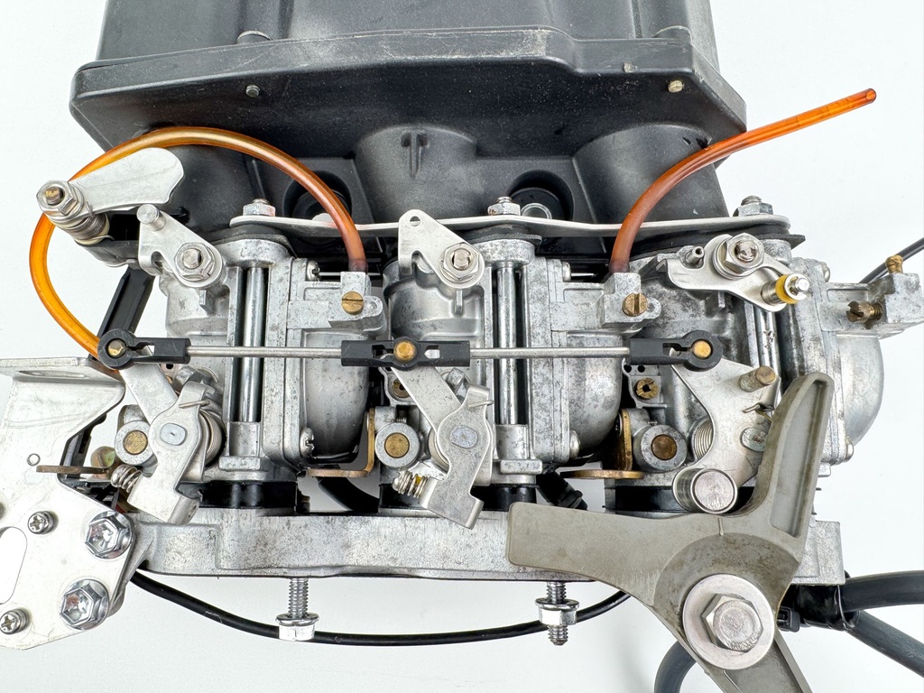 2006 Suzuki 25 HP 4 Stroke Outboard Carburetor Set 13201-89J00 OEM