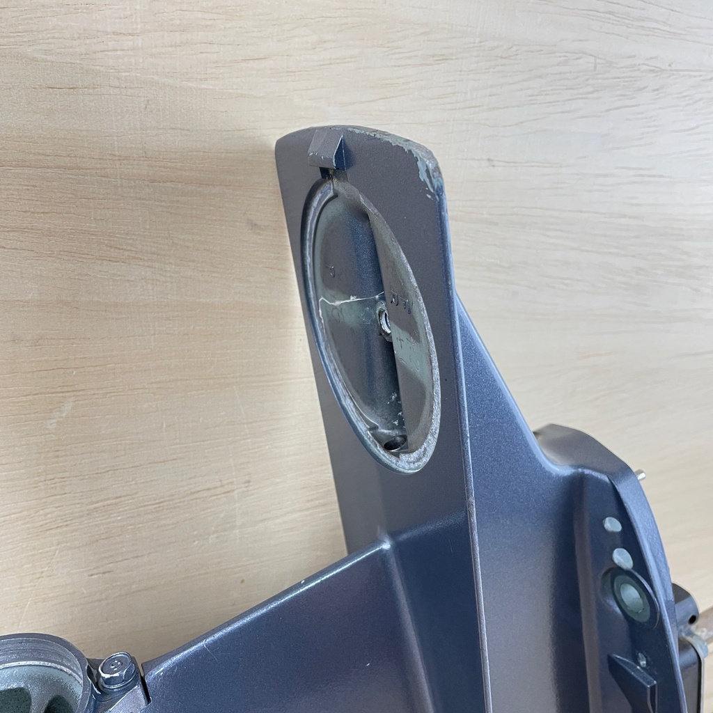 2008 Yamaha 25HP 2 Stroke Long Shaft Lower Unit Gearcase 6L2-45300-15-8D