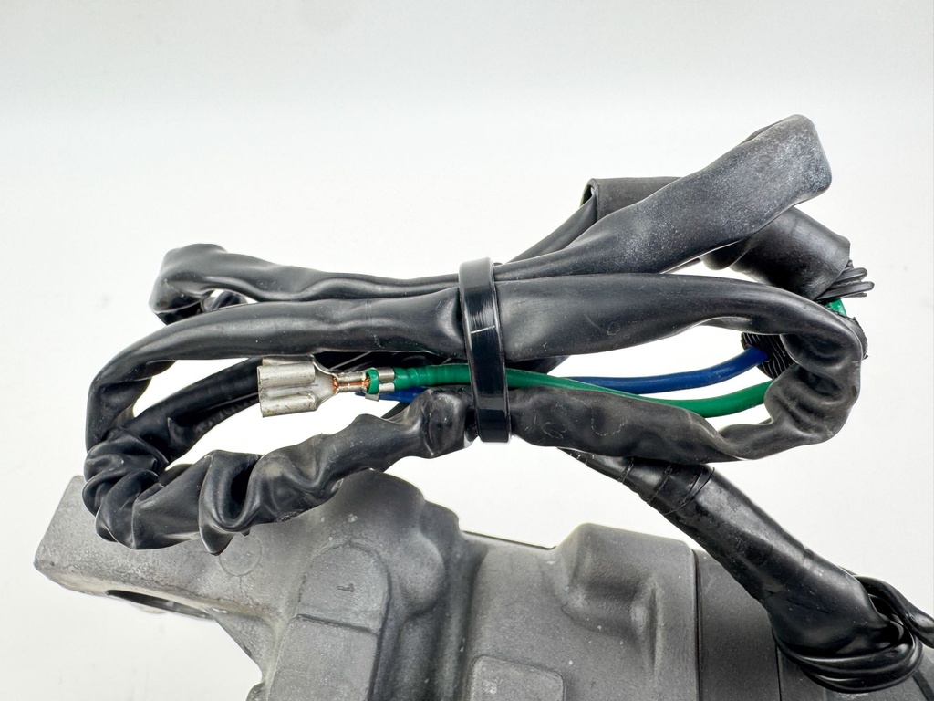 2000-2007 Suzuki DF 25 30 HP 4 Stroke Outboard Power Trim Tilt Unit OEM